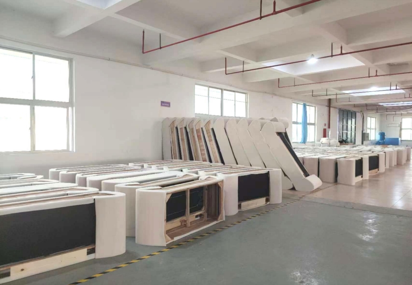 Yilong New Factory Launches Sofa Production Line